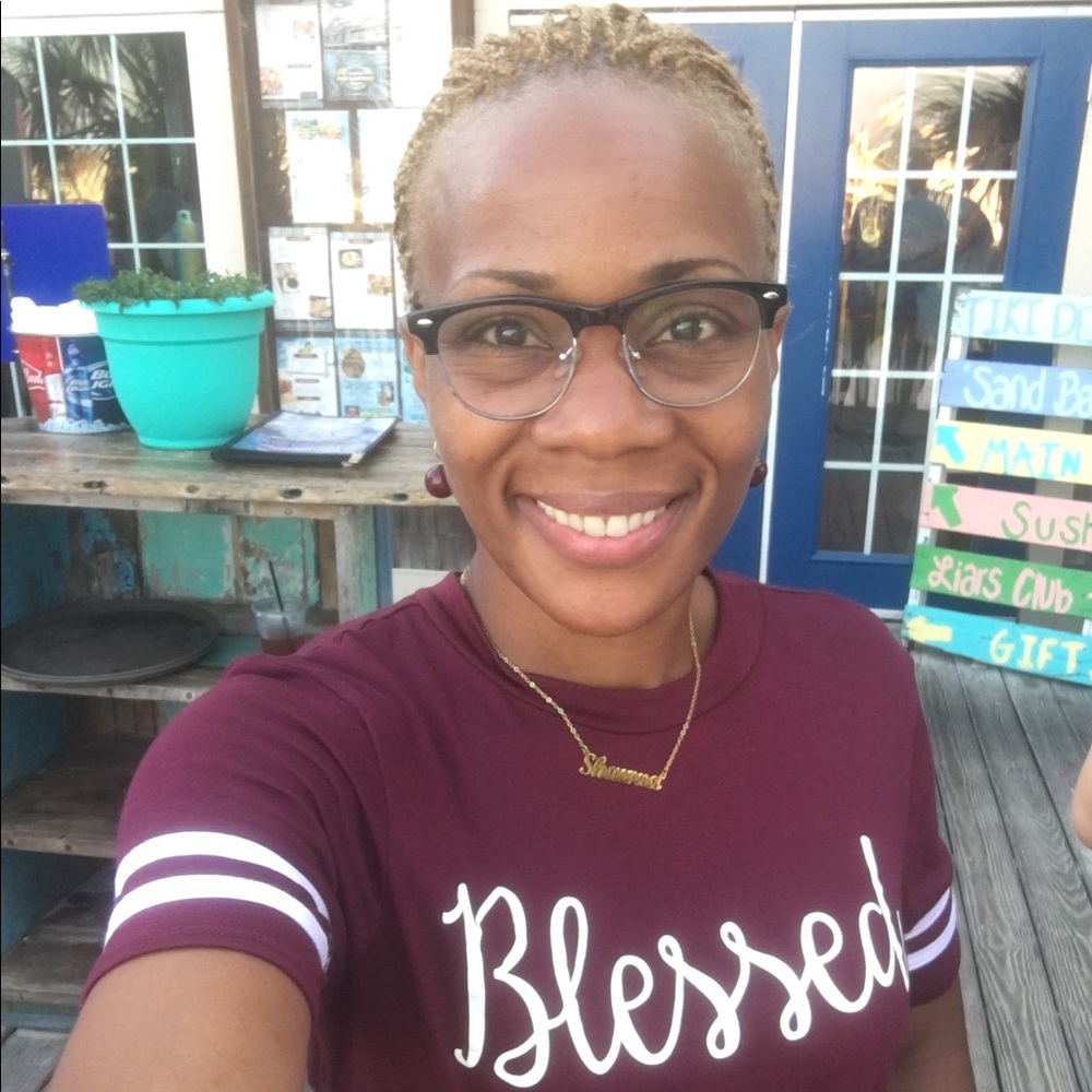 Meet your Posher, Shawna